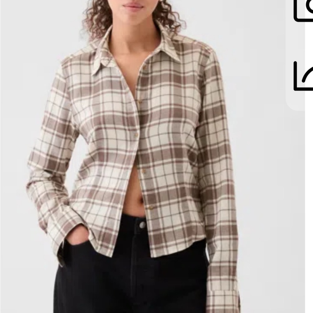 GAP cropped flannel shirt in tan plaid